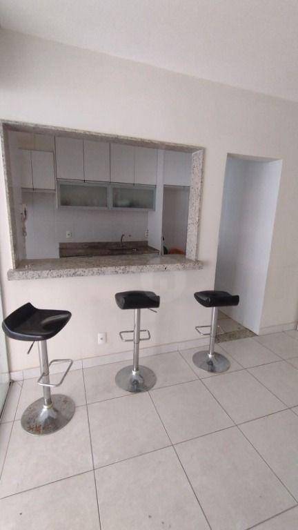 Apartamento à venda com 2 quartos, 105m² - Foto 1