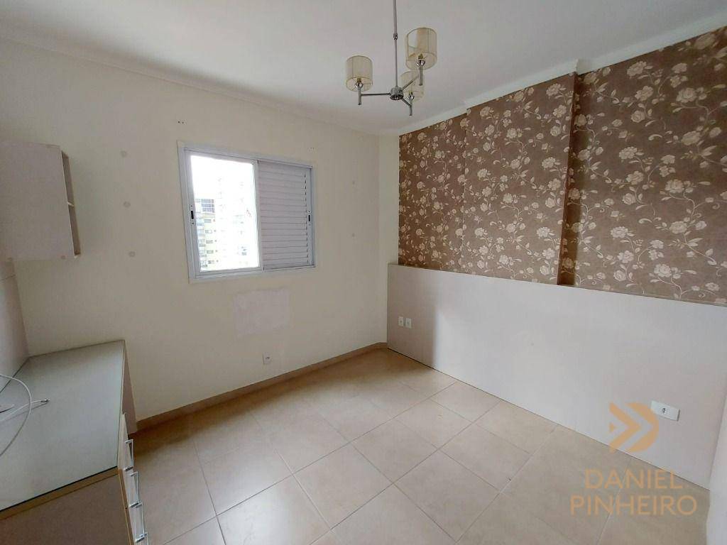 Apartamento à venda com 2 quartos, 75m² - Foto 14