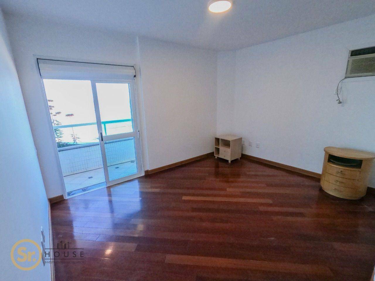 Apartamento à venda com 3 quartos, 185m² - Foto 10