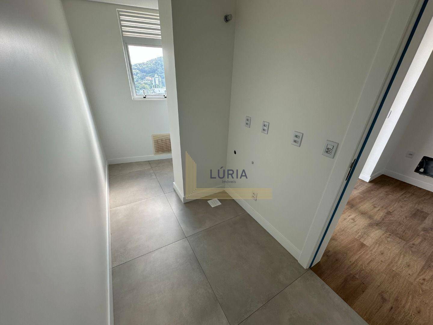 Apartamento à venda com 3 quartos, 125m² - Foto 17