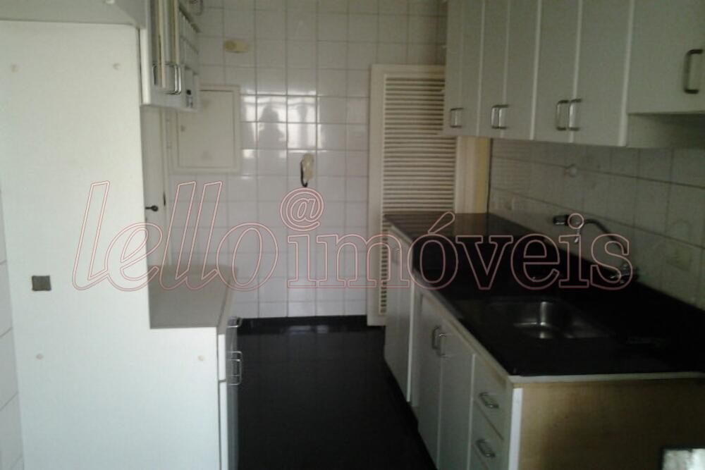 Apartamento para alugar com 3 quartos, 161m² - Foto 14