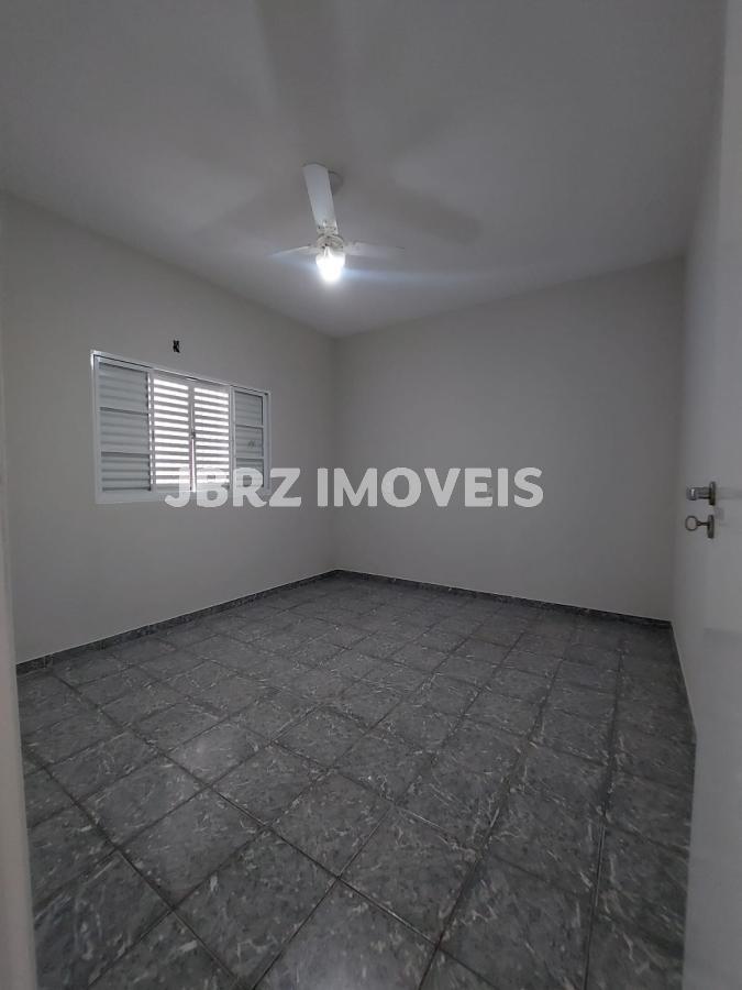 Casa para alugar com 4 quartos, 155m² - Foto 18