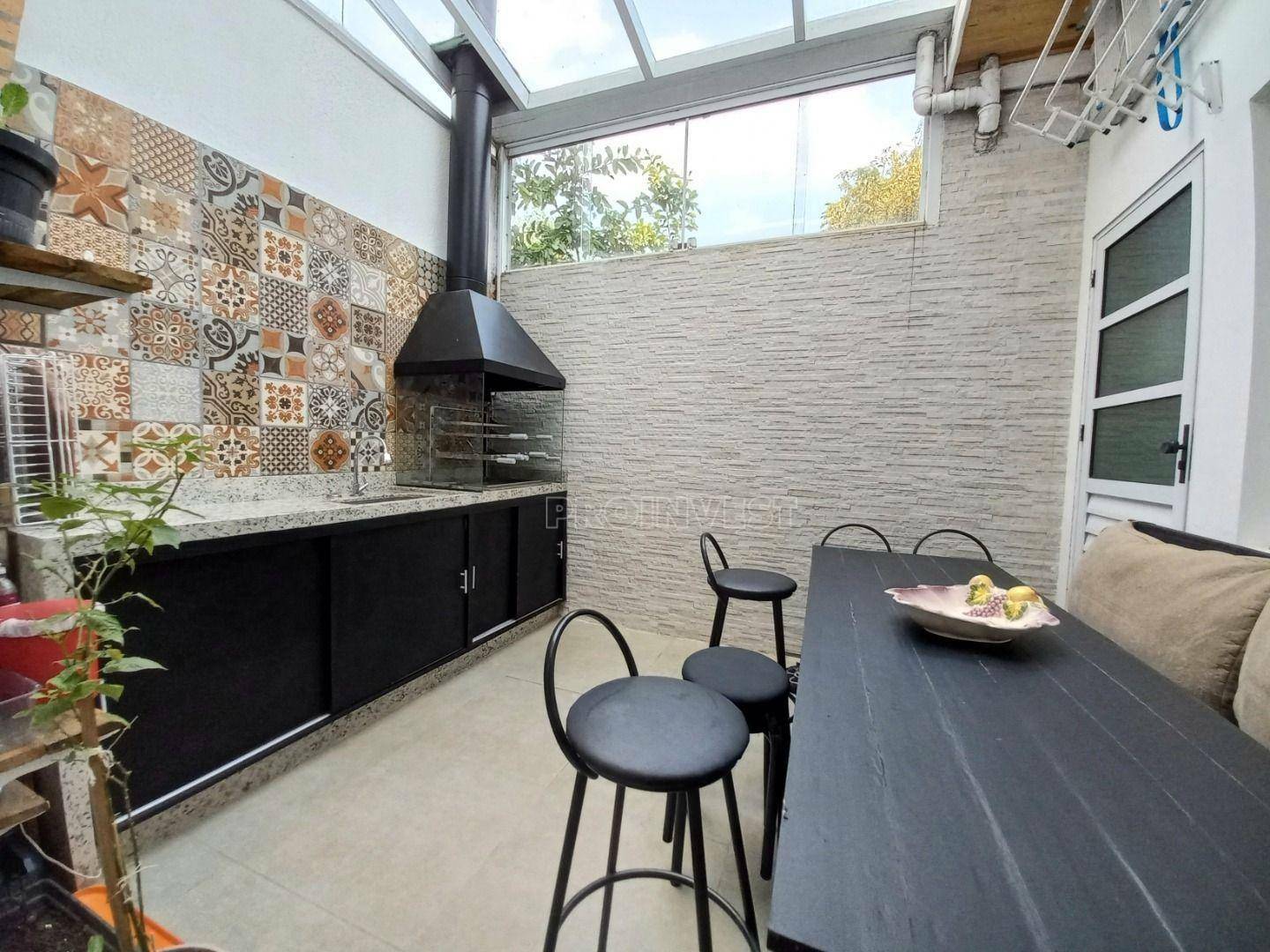 Casa de Condomínio à venda com 2 quartos, 80m² - Foto 1