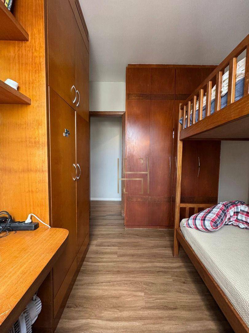 Apartamento à venda com 3 quartos, 73m² - Foto 4