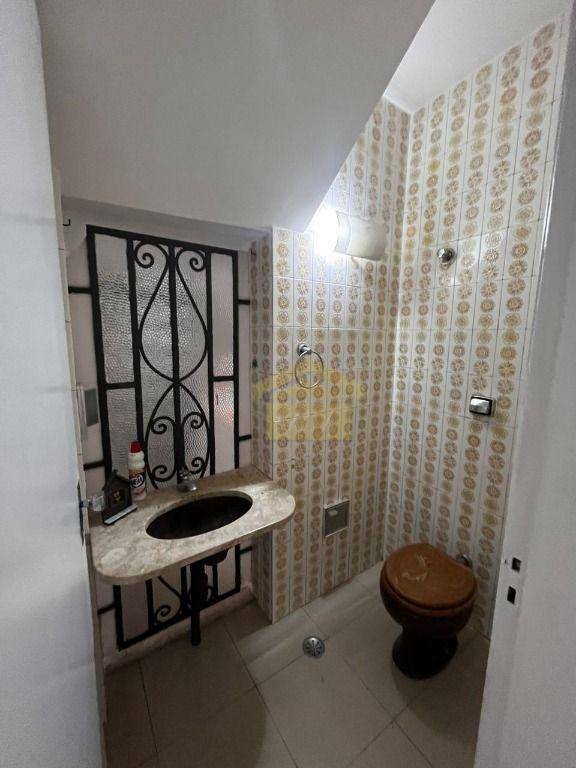 Sobrado para alugar com 3 quartos, 210m² - Foto 3