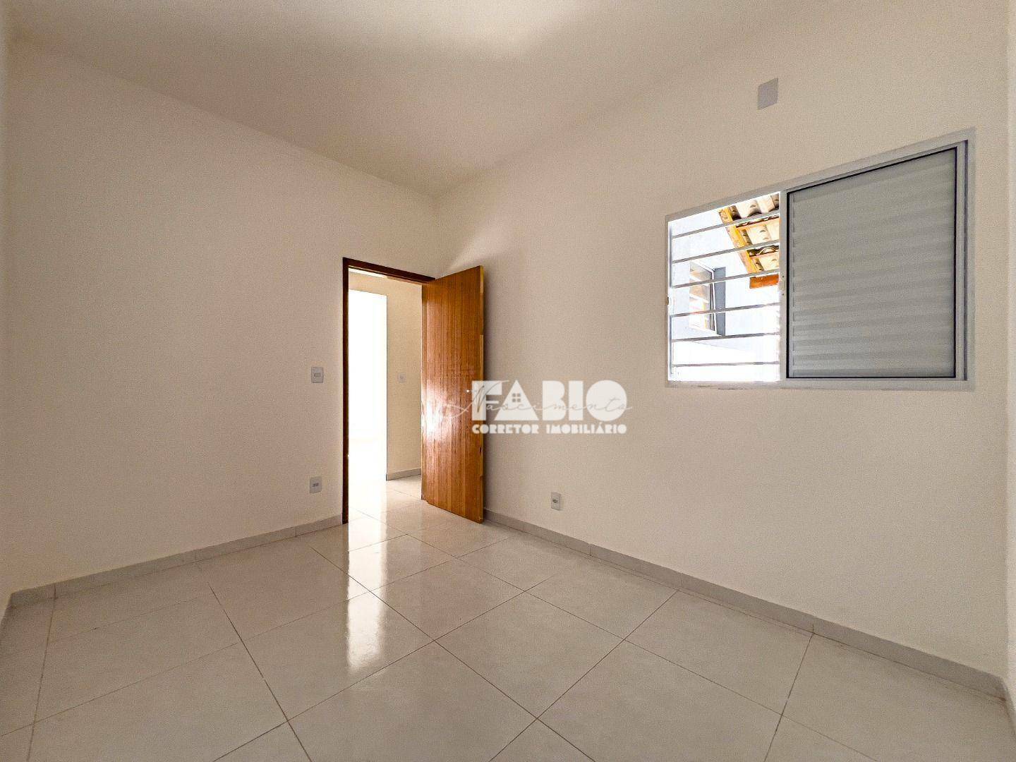 Casa à venda com 3 quartos, 110m² - Foto 14