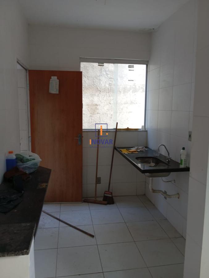 Apartamento à venda com 3 quartos, 30m² - Foto 4