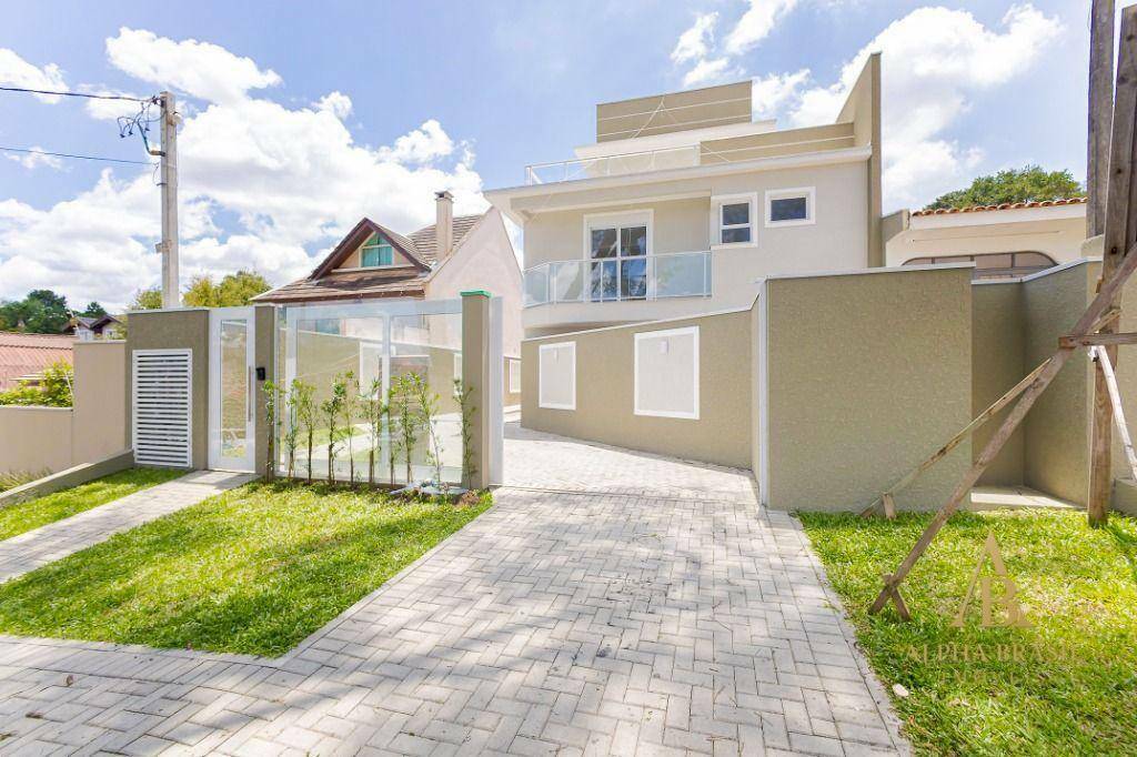 Casa à venda com 4 quartos, 206m² - Foto 2