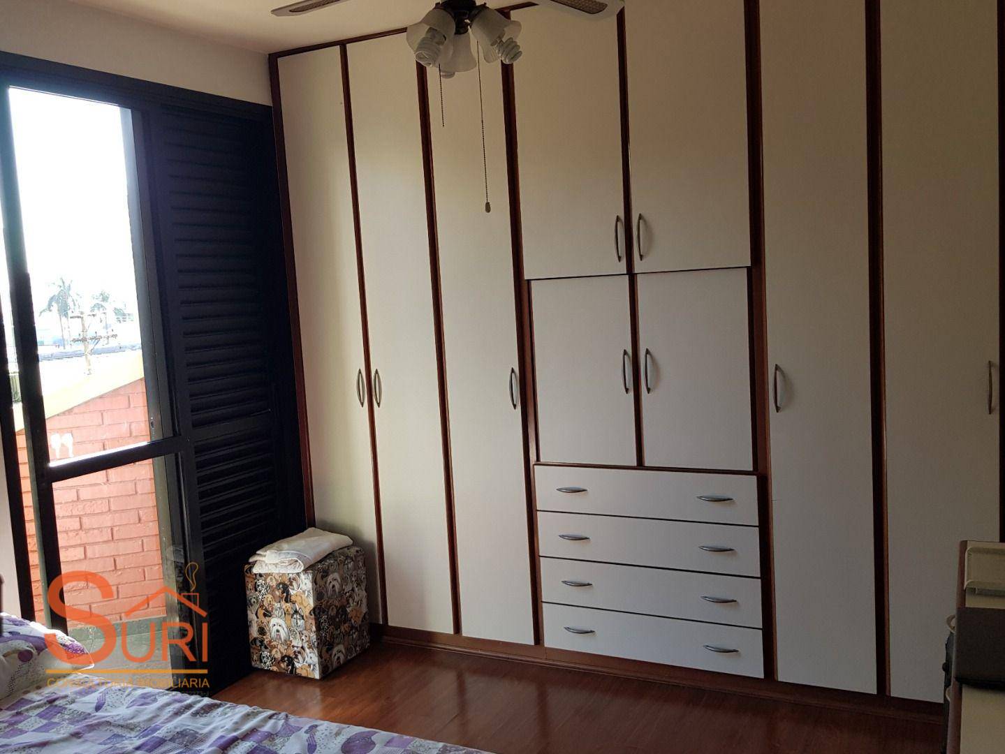 Apartamento à venda com 3 quartos, 110m² - Foto 4