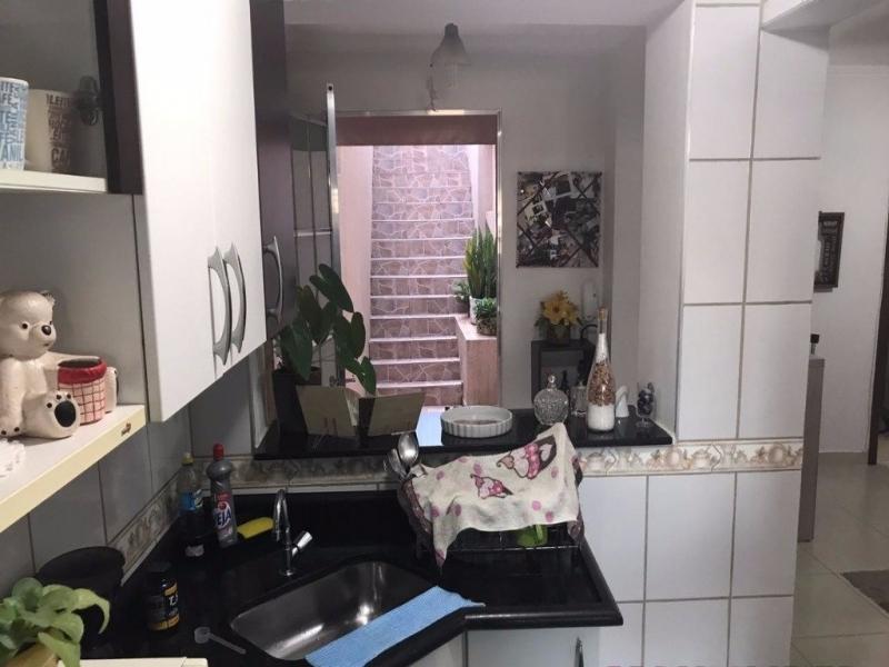 Apartamento à venda com 3 quartos, 74m² - Foto 2