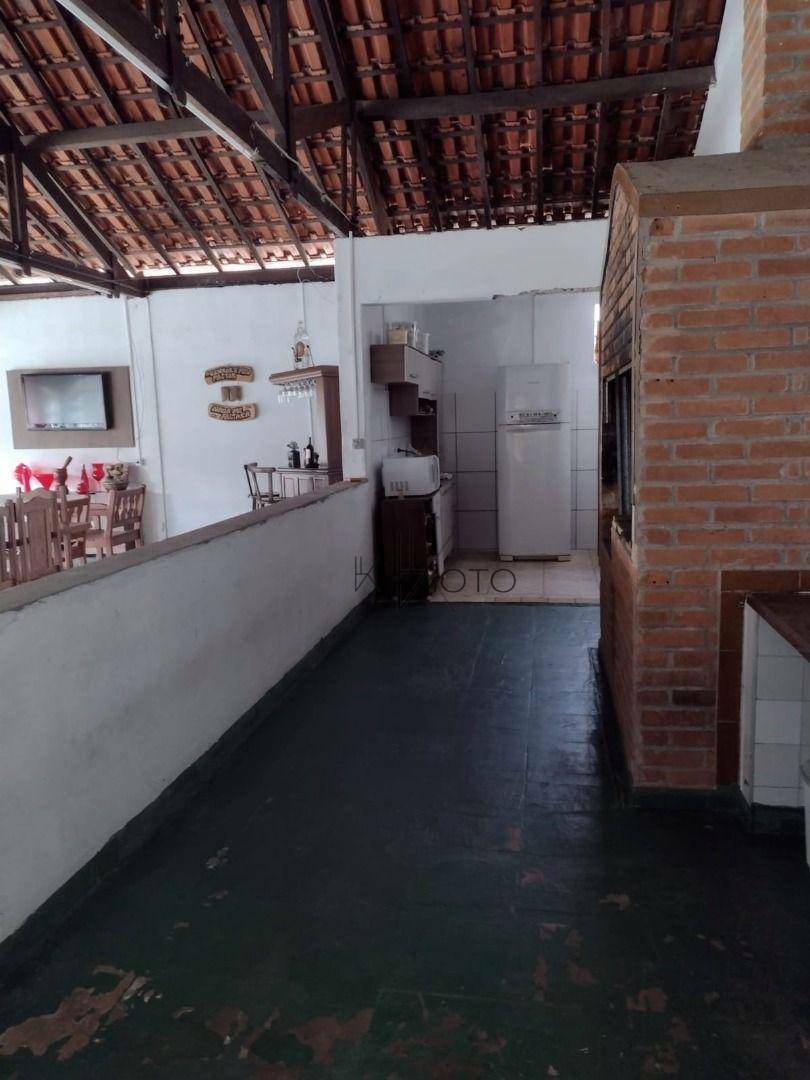 Chácara à venda com 2 quartos, 250m² - Foto 10