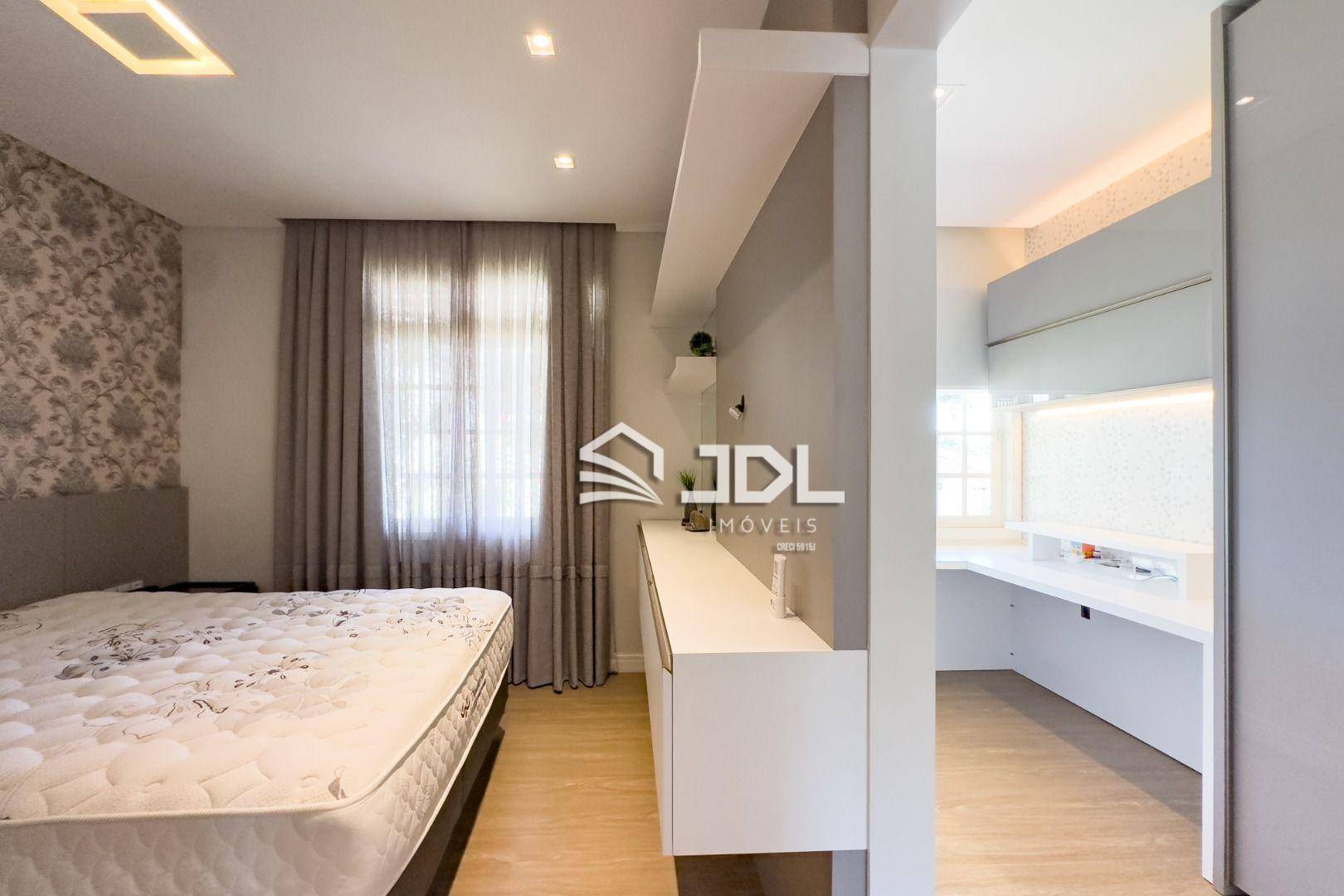 Casa à venda com 3 quartos, 269m² - Foto 43