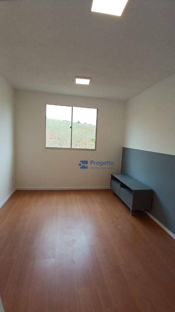 Apartamento à venda com 2 quartos, 45m² - Foto 4