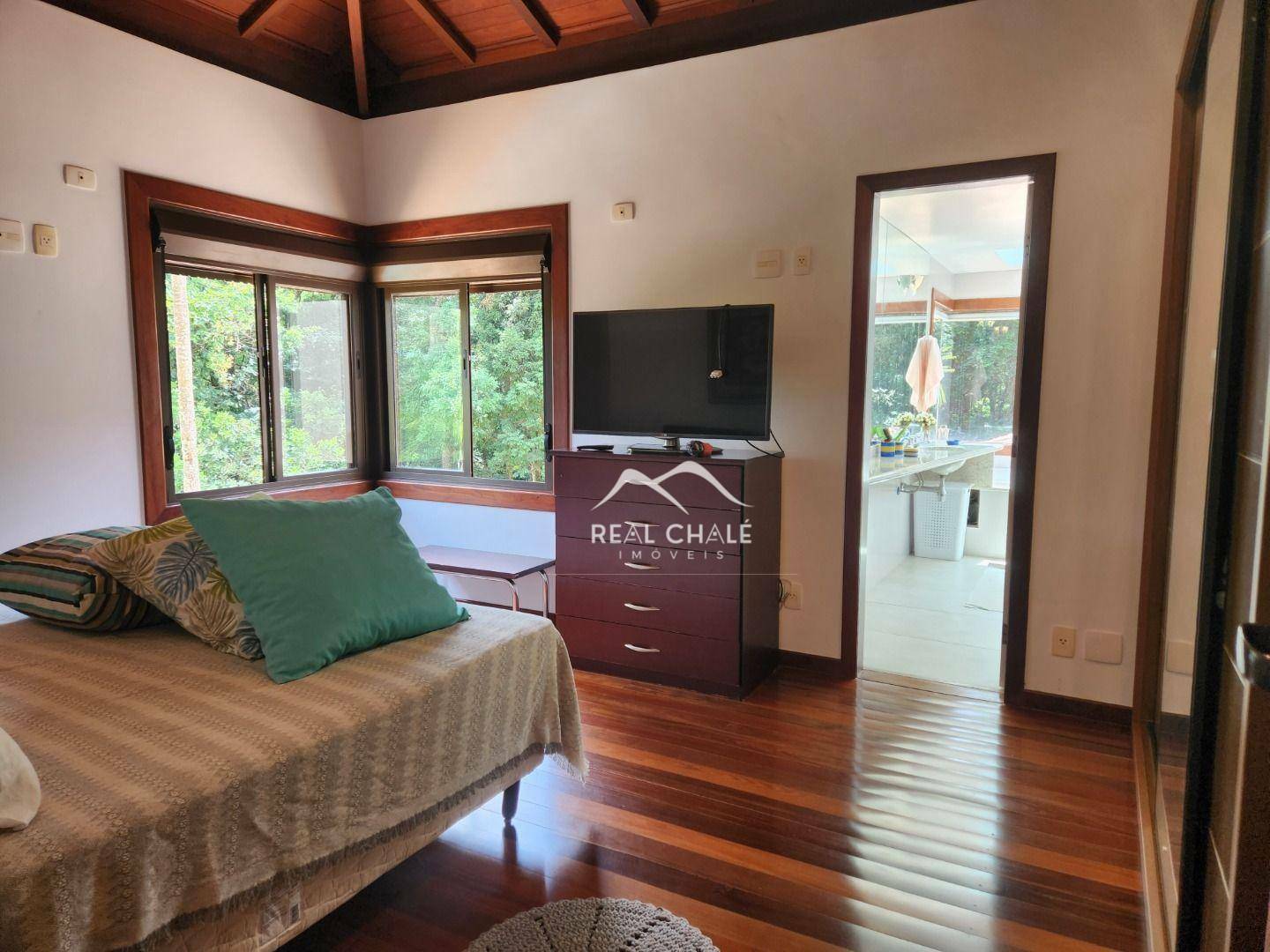 Casa de Condomínio à venda com 5 quartos, 500m² - Foto 17