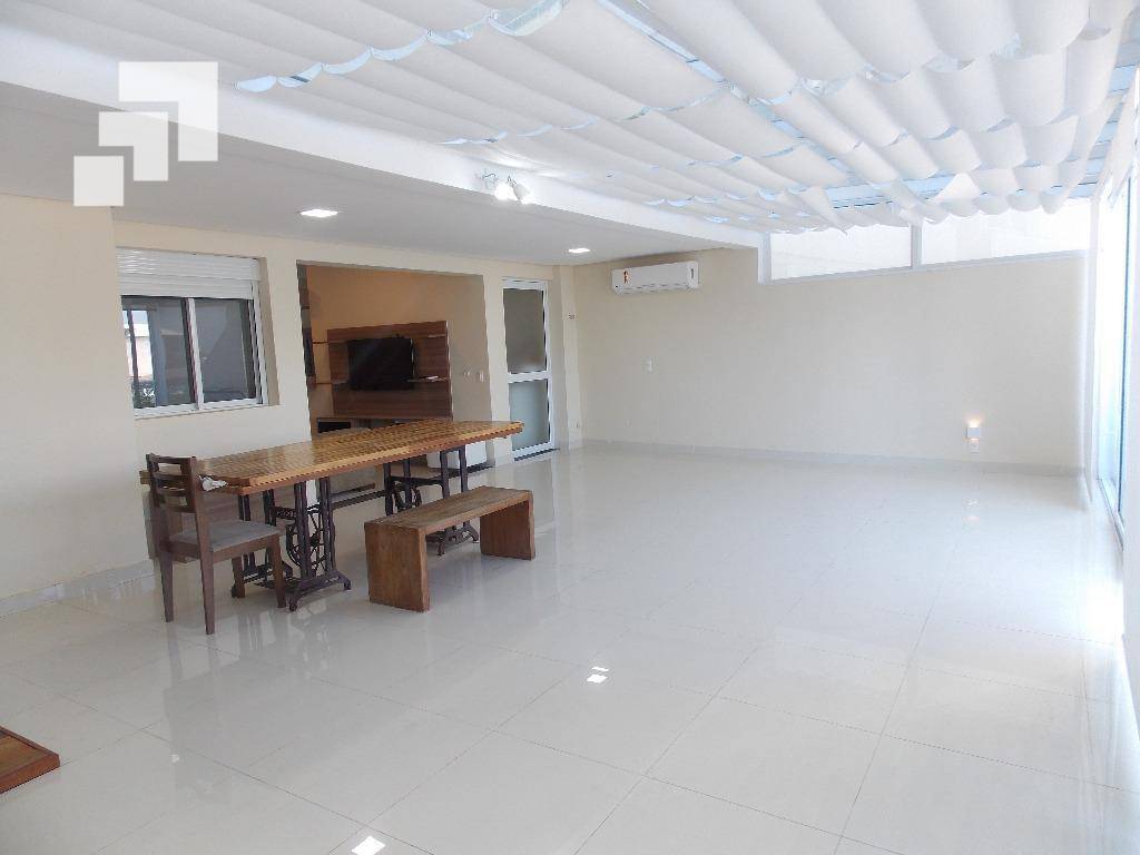 Apartamento para alugar com 2 quartos, 110m² - Foto 5