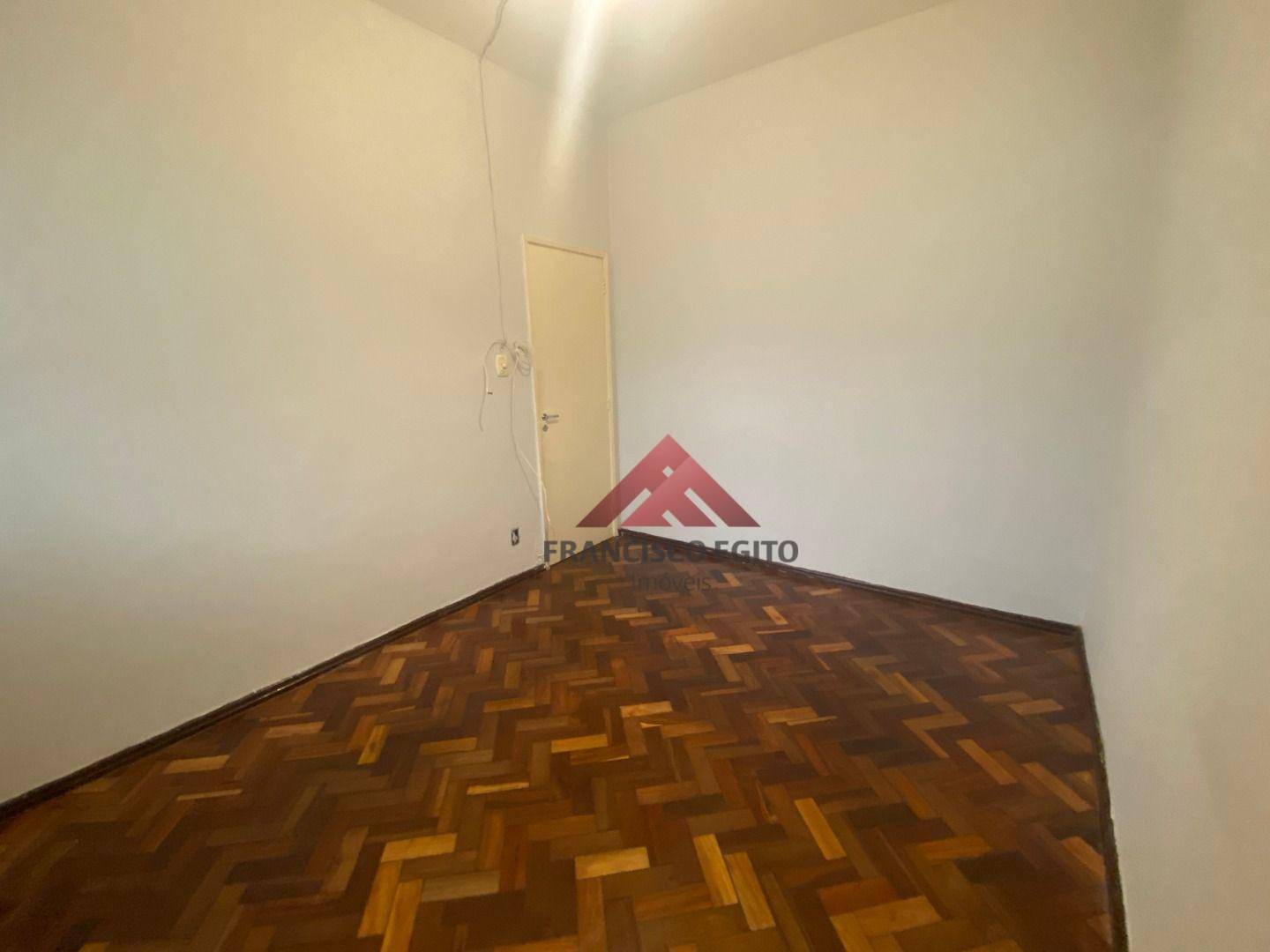 Apartamento à venda com 2 quartos, 75m² - Foto 10