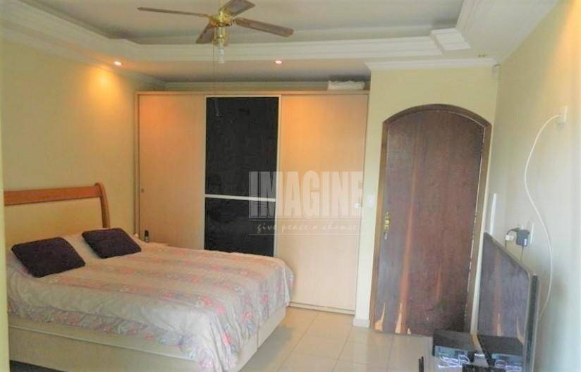 Sobrado à venda com 4 quartos, 300m² - Foto 12