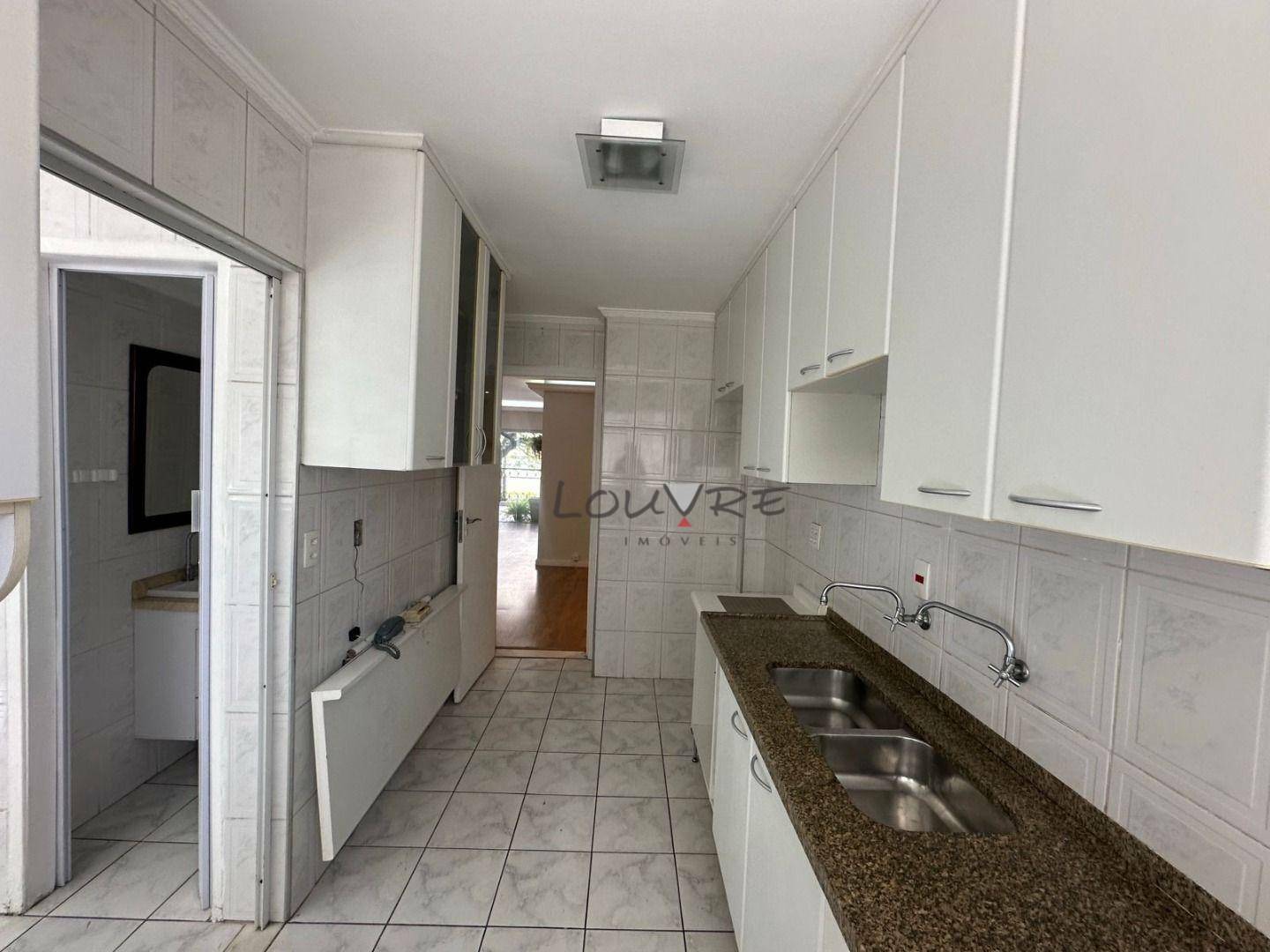 Apartamento para alugar com 3 quartos, 148m² - Foto 15