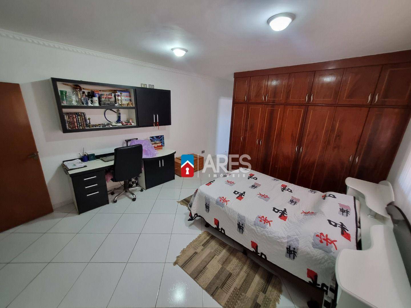 Casa à venda com 4 quartos, 364m² - Foto 32