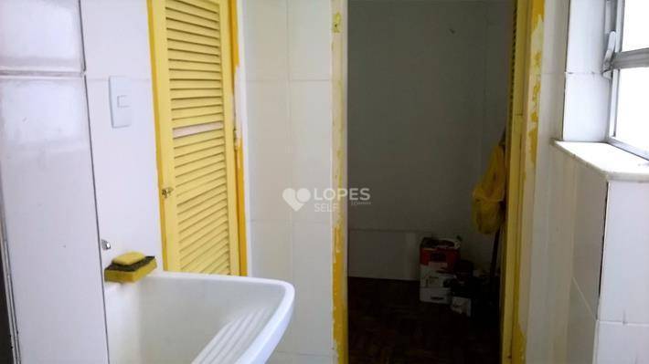 Apartamento à venda com 2 quartos, 65m² - Foto 9