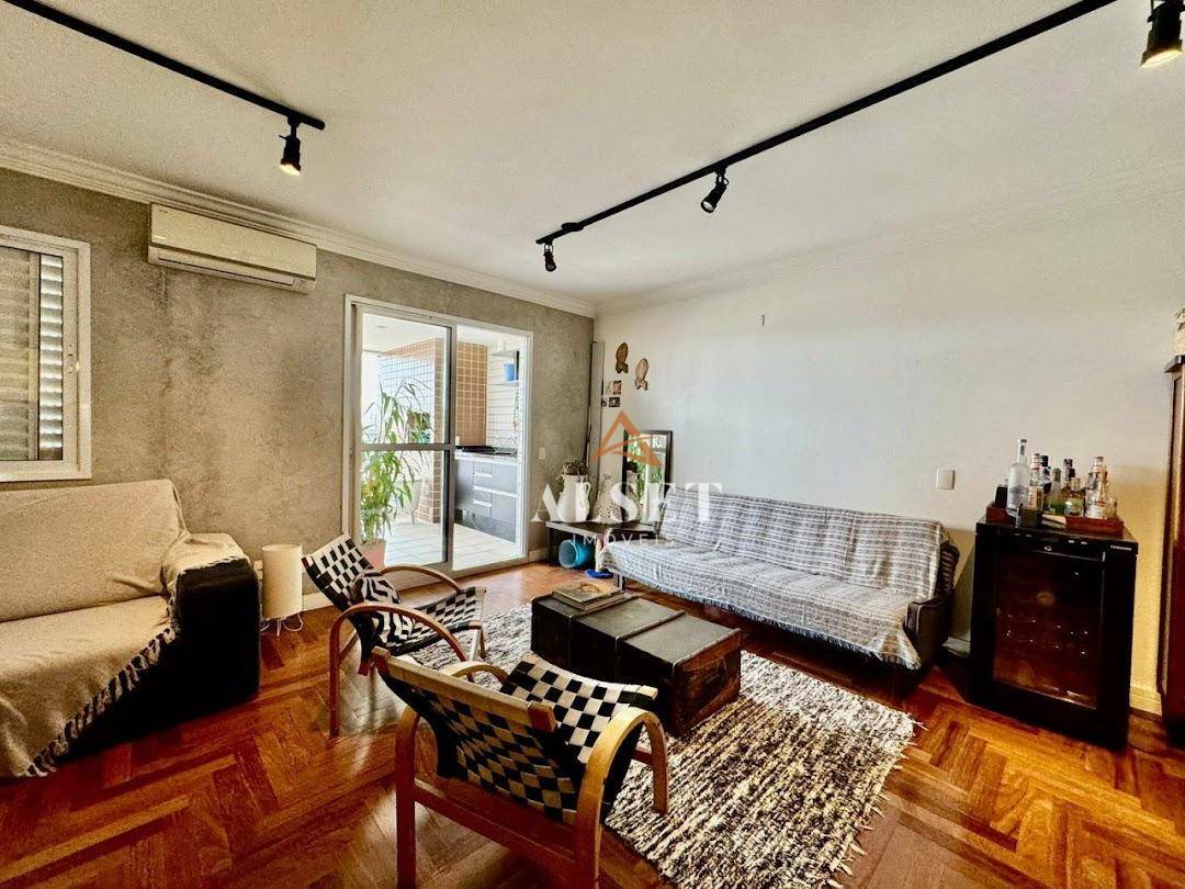 Apartamento à venda com 3 quartos, 124m² - Foto 1