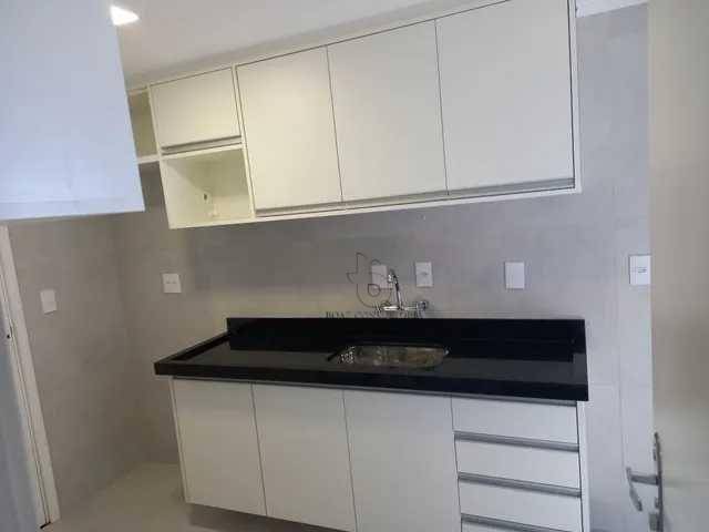 Apartamento à venda com 3 quartos, 115m² - Foto 3