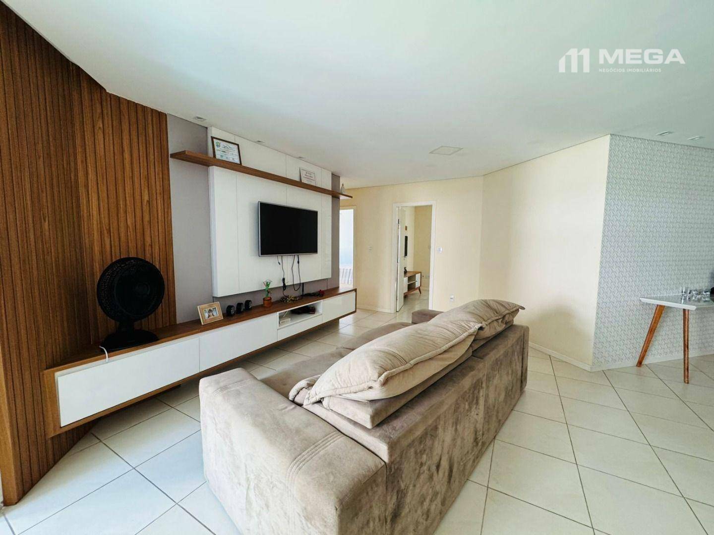 Apartamento à venda com 3 quartos, 120m² - Foto 3