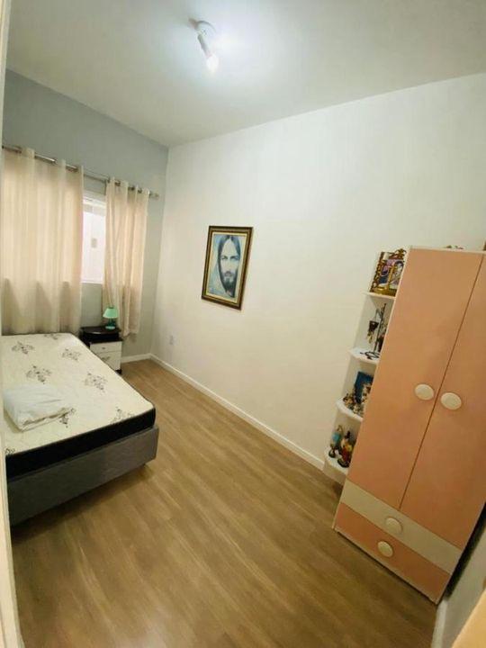 Casa à venda com 4 quartos, 210m² - Foto 6