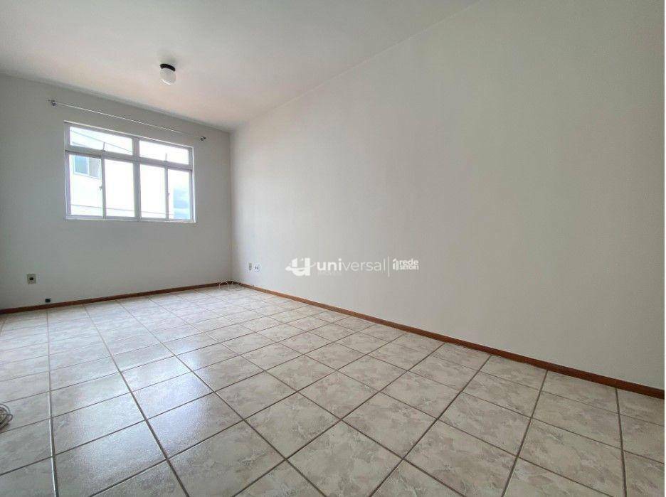 Apartamento para alugar com 3 quartos, 91m² - Foto 4