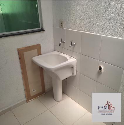 Casa à venda com 2 quartos, 55m² - Foto 9
