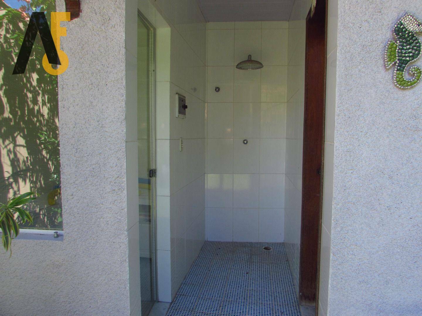 Casa à venda com 3 quartos, 350m² - Foto 27