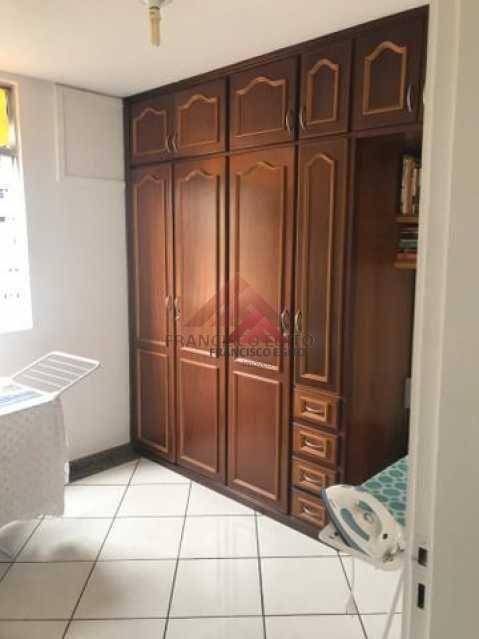 Apartamento à venda com 2 quartos, 94m² - Foto 8