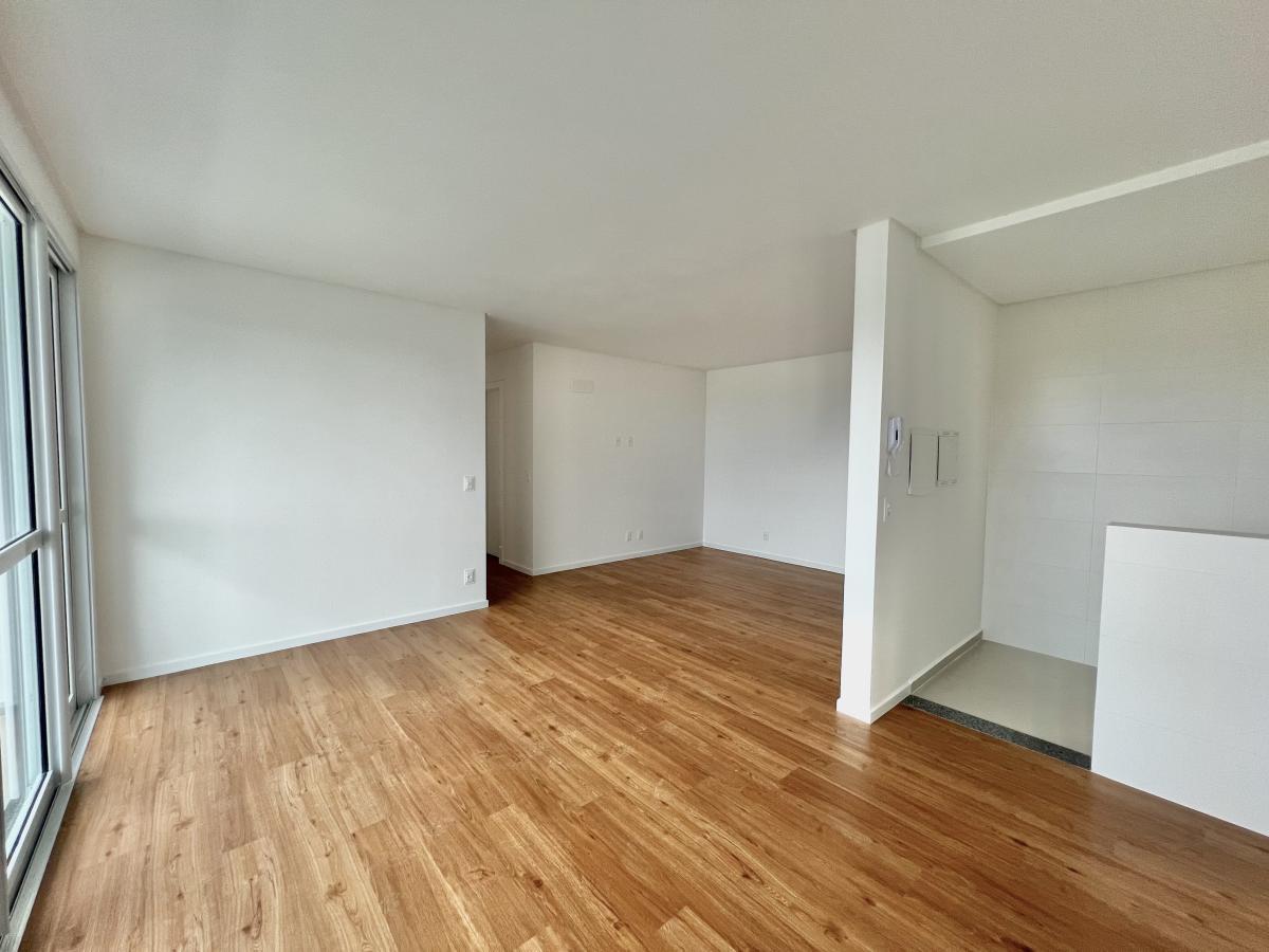 Apartamento à venda com 3 quartos, 87m² - Foto 7