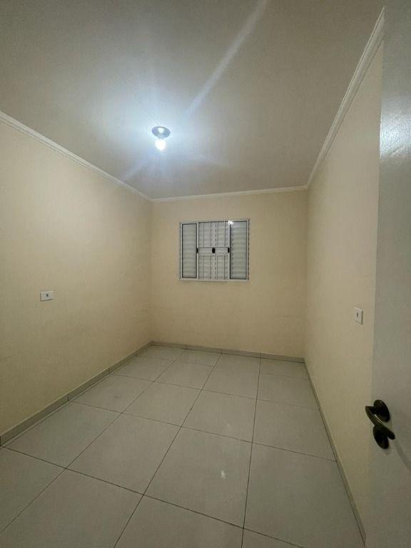 Apartamento para alugar com 2 quartos, 50m² - Foto 4