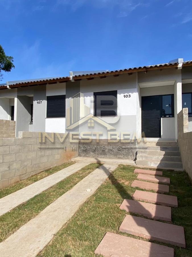 Casa à venda com 2 quartos, 50m² - Foto 3