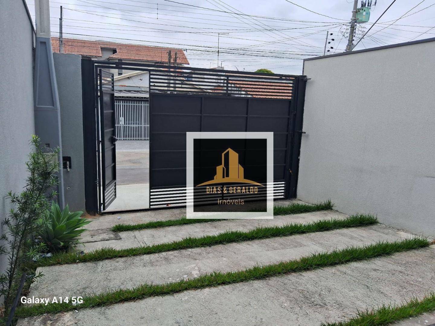 Sobrado à venda com 3 quartos, 136m² - Foto 3