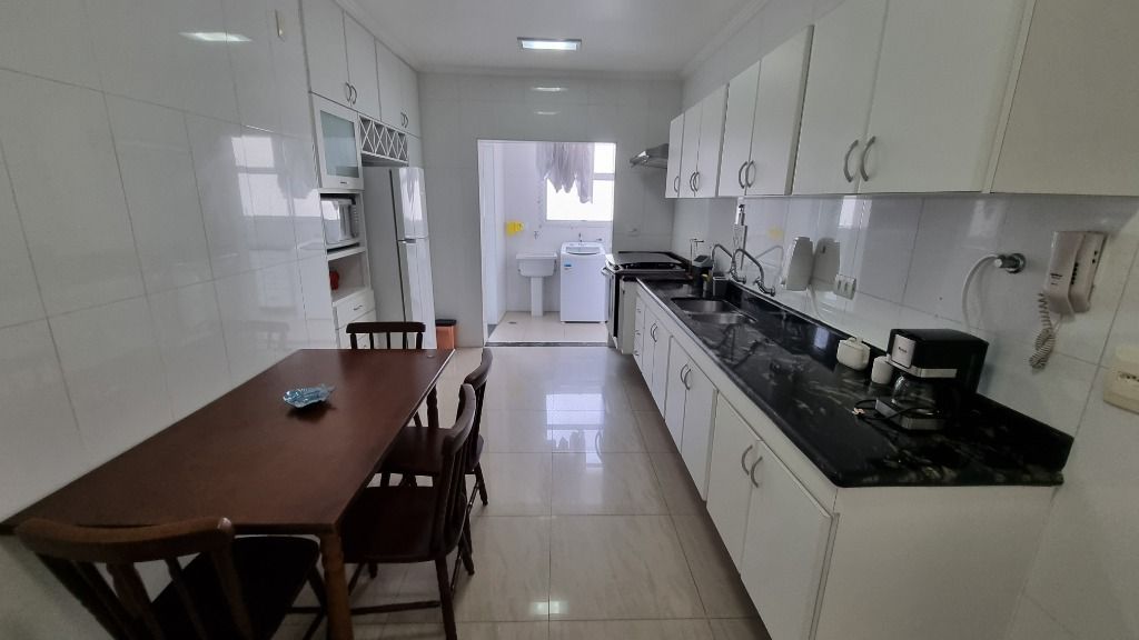 Apartamento à venda com 3 quartos, 130m² - Foto 19