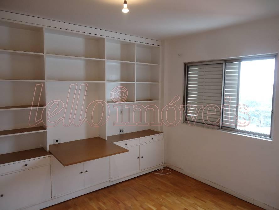 Apartamento para alugar com 3 quartos, 210m² - Foto 11