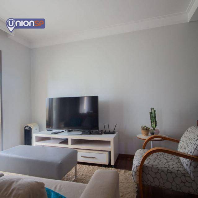 Apartamento à venda com 3 quartos, 147m² - Foto 2