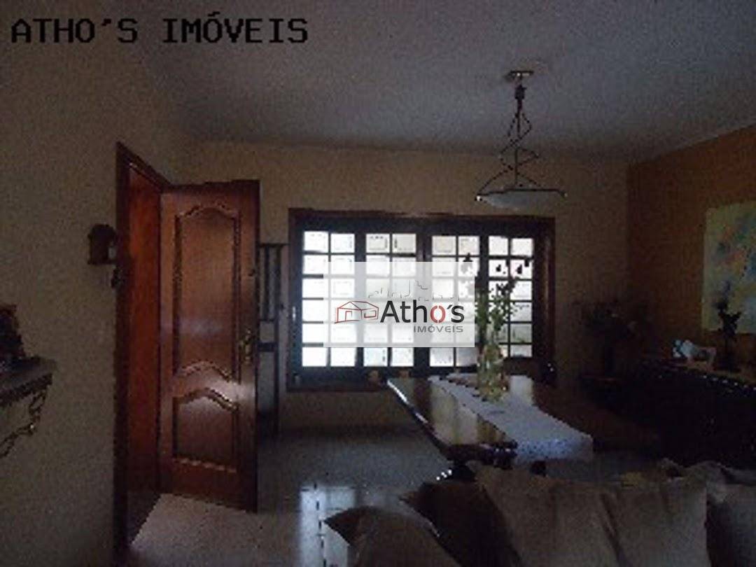 Casa à venda com 5 quartos, 191m² - Foto 7