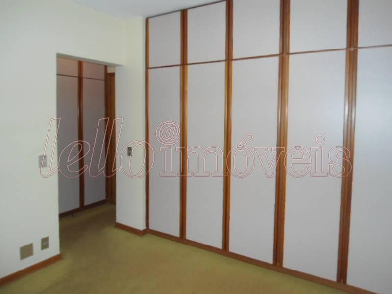 Apartamento à venda com 4 quartos, 210m² - Foto 17