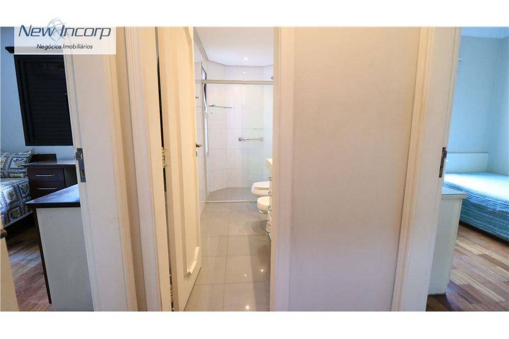 Apartamento à venda com 5 quartos, 234m² - Foto 24