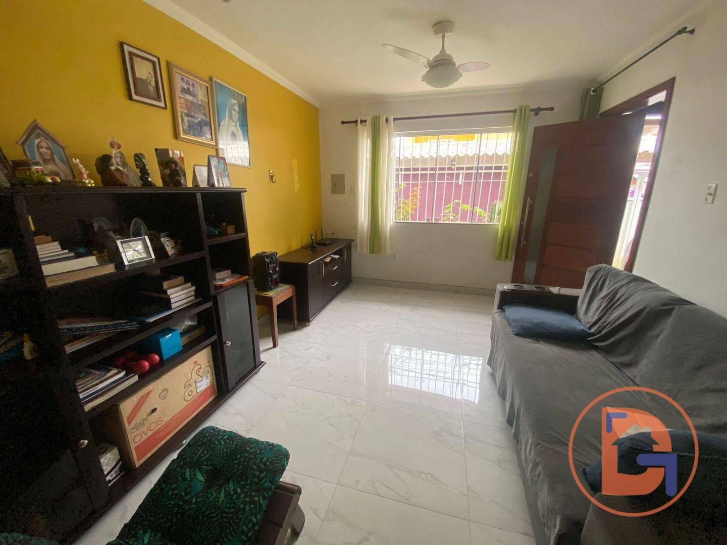 Casa à venda com 2 quartos, 87m² - Foto 4