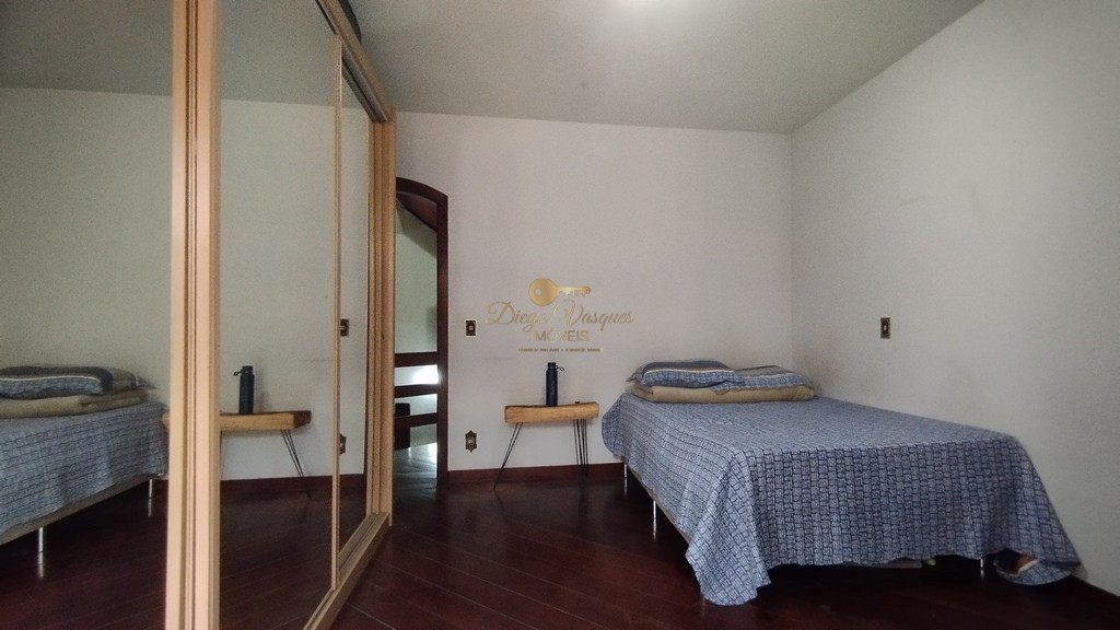 Casa de Condomínio à venda com 5 quartos, 247m² - Foto 19