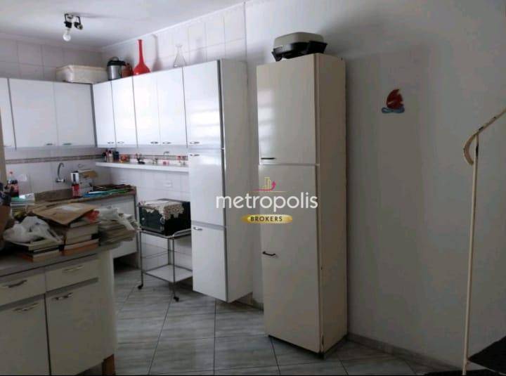 Casa à venda com 3 quartos, 200m² - Foto 6