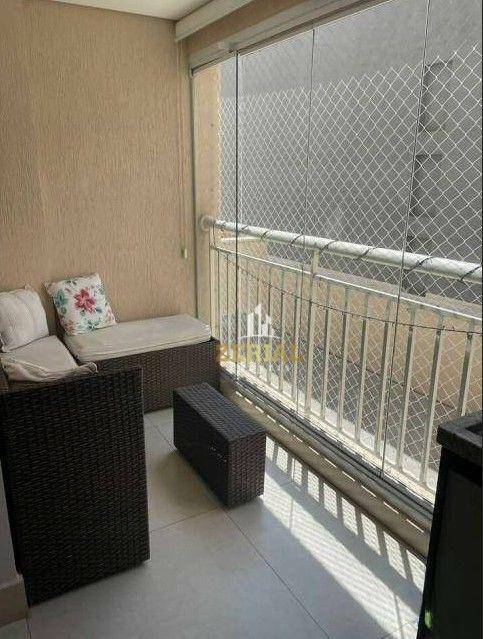 Apartamento à venda com 2 quartos, 71m² - Foto 4