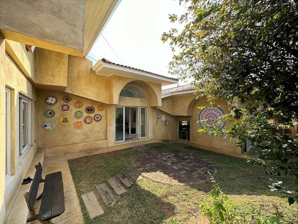 Casa à venda com 3 quartos, 308m² - Foto 25