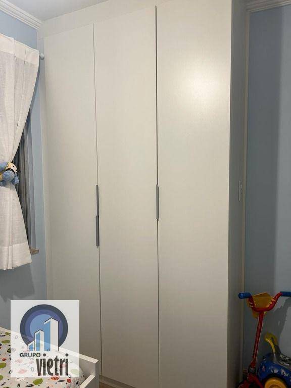 Apartamento à venda com 3 quartos, 60m² - Foto 13