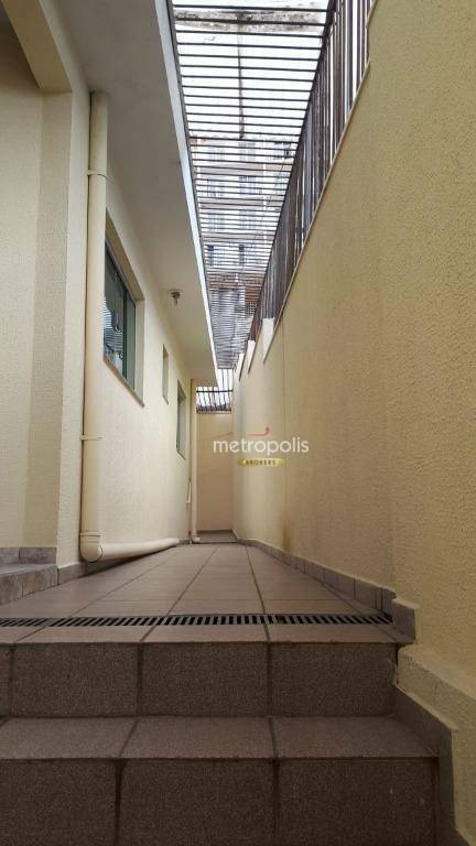 Sobrado à venda com 3 quartos, 150m² - Foto 1