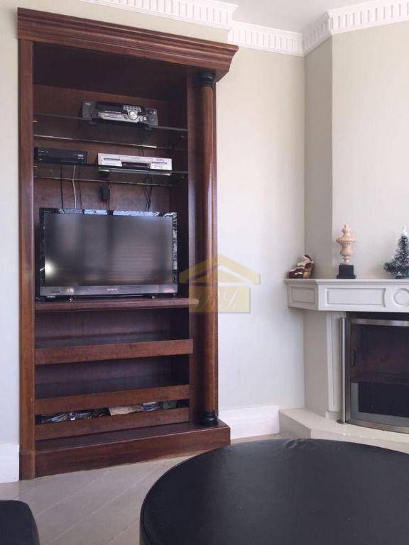 Apartamento à venda com 4 quartos, 227m² - Foto 6